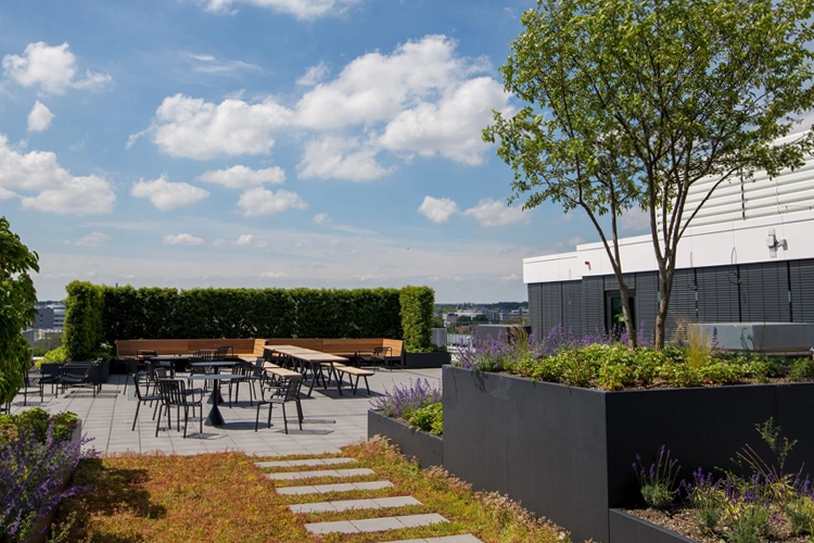 Nadine-Kraemer-work-Fond-Of-10