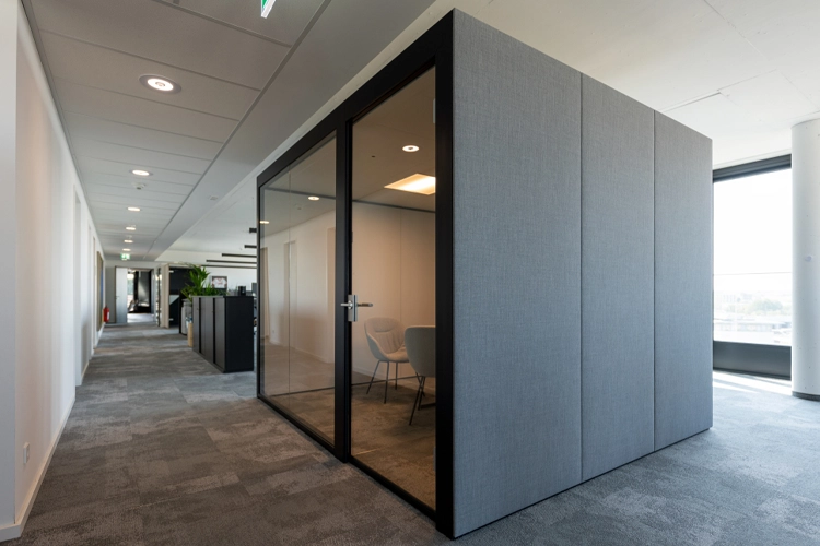 Nadine-Kraemer-work-Fond-Of-5