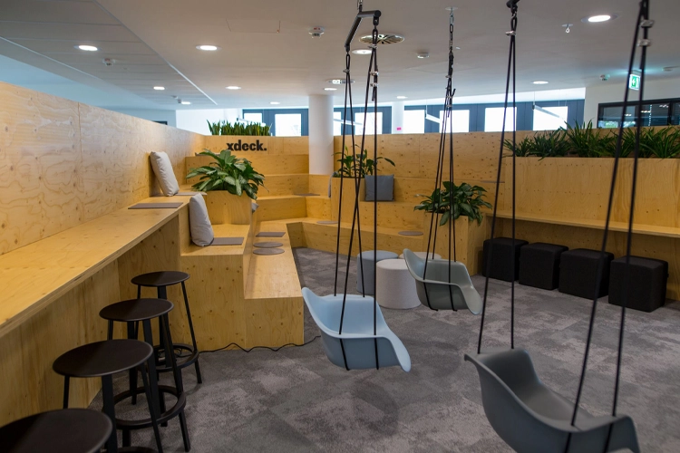 Nadine-Kraemer-work-Fond-Of-6