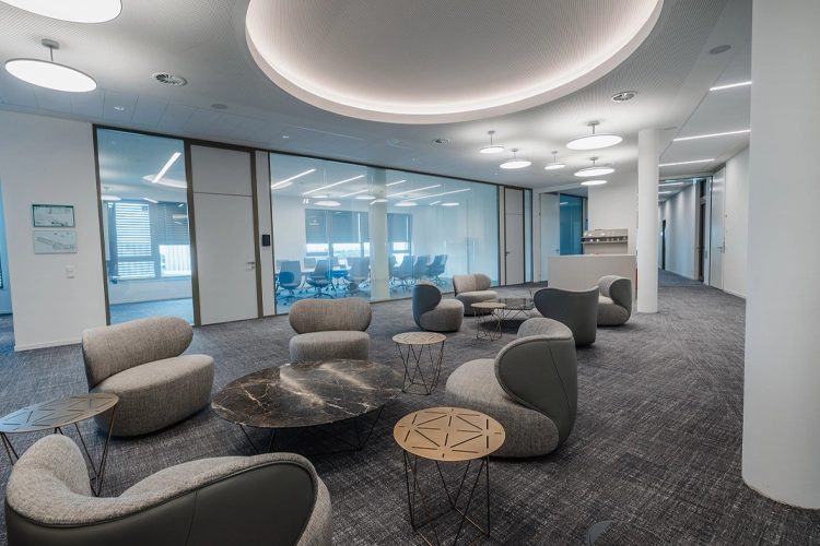 Nadine-Kraemer-work-HGK-7